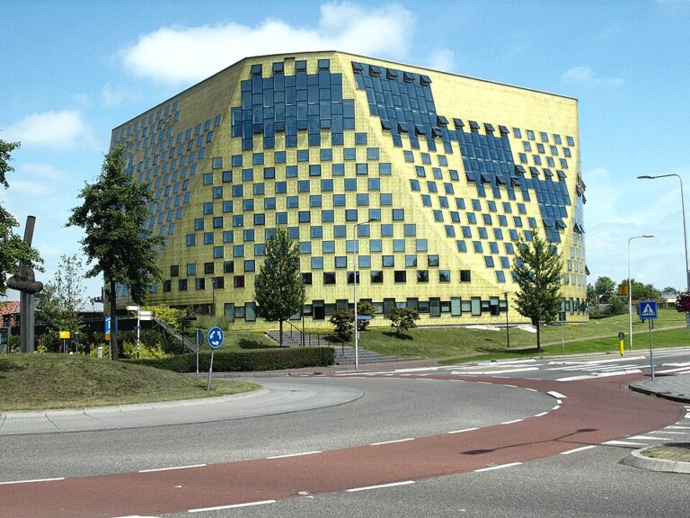 Schoorsteenveger Hardenberg, Gemeentehuis Hardenberg