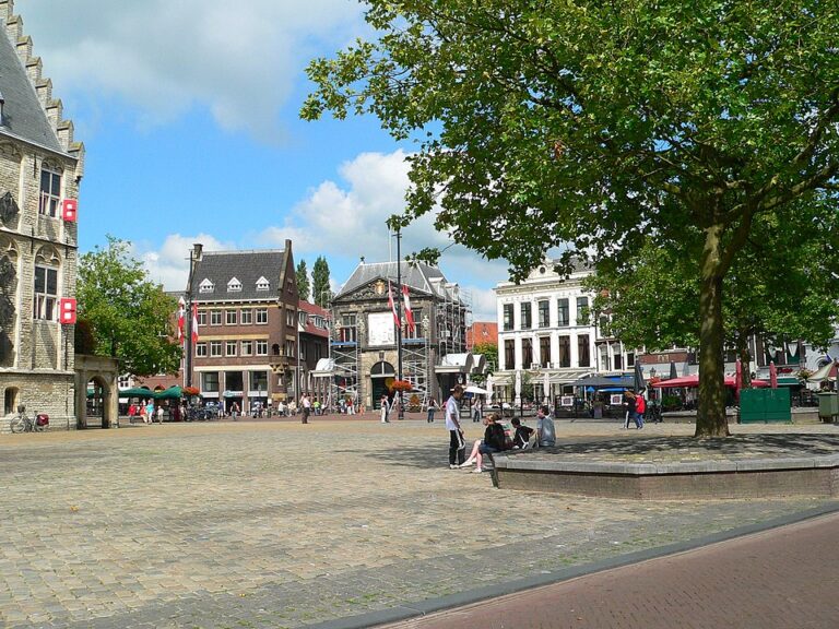 Schoorsteenveger Gouda, Grote markt in Gouda